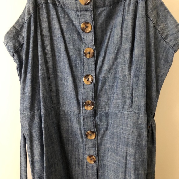 Dress - Picture 3 of 3